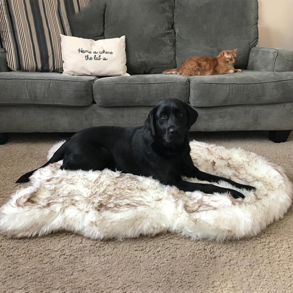 Dog Heaven™ Cloud Rug - Faux Fur Relaxing Dog Bed